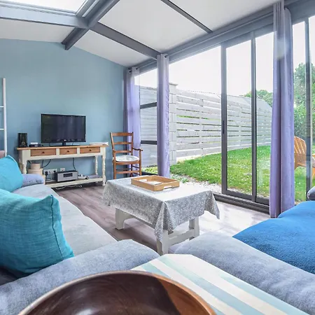 3 Bedroom Awesome In Donnay
