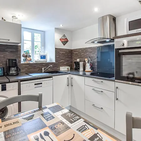 3 Bedroom Awesome In *